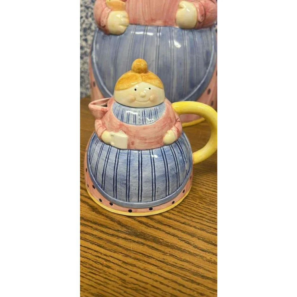 Down Home Collection Farmer Wife Roshco 1995 Vintage SET X4 Pot Creamer Sugar